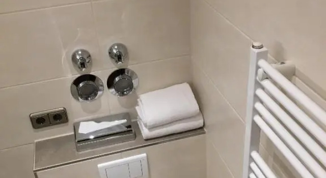 Трёхместный номер Standard с балконом Parkhotel Leiser
