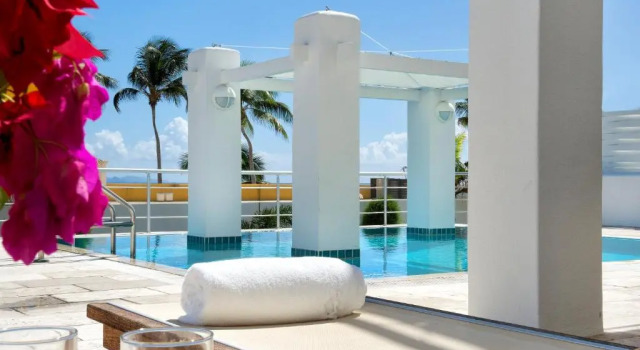 Вилла Coral Beach Club Villas & Marina