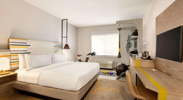 Двухместный номер Standard DoubleTree by Hilton Campbell - Pruneyard Plaza