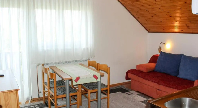 Apartments Jančić, Rezerwuj Apartament Hotele w Karlovac county z parkingiem, Parking