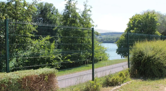 Двухместный номер Standard HOTEL Chateau-Thierry Centre