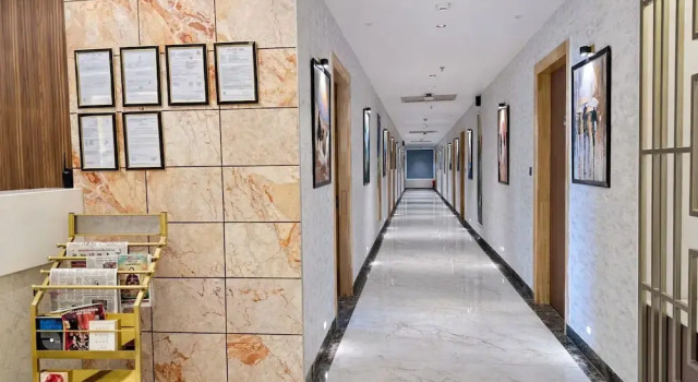 Hotel The Crown Inn Jhunjhunu, Забронировать Отель Отели штата Раджастхана с парковкой, Парковка