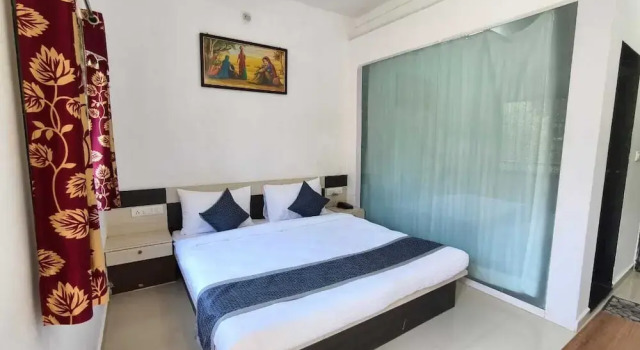 Hotel Hari Om Swimming Pool In Diu, Rezerwuj Hotel Diu Gujarat