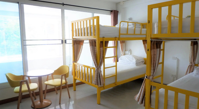Кровать в общем номере (женский номер) Daizy House