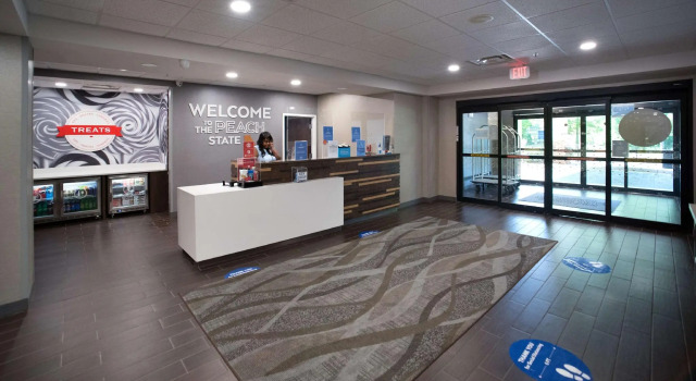 Hampton Inn Atlanta/Fayetteville, Rezerwuj Hotel Hotele w Fayetteville z parkingiem, Parking