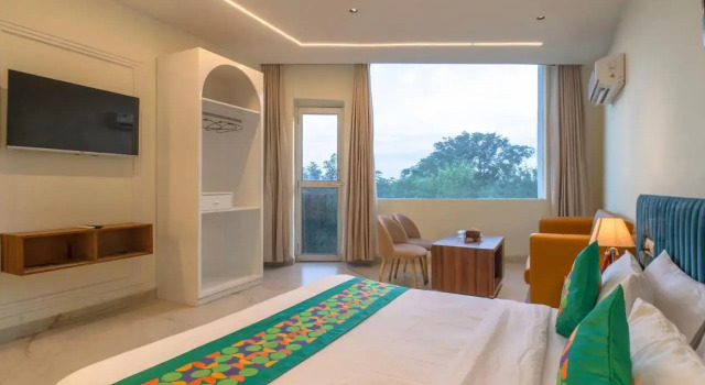 FabHotel The Mountain Deer Valley, Prenota Hotel Chandīgarh Chandigarh Region