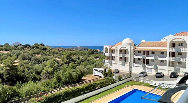 Albufeira Classic 1 With Pool by Homing