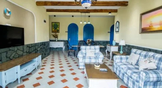 Люкс с 4 комнатами Color Village Resort Hotel