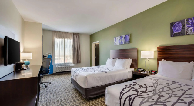 Четырёхместный номер Standard Sleep Inn & Suites Yukon Oklahoma City