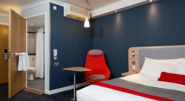 Двухместный номер Standard Holiday Inn Express Milton Keynes by IHG