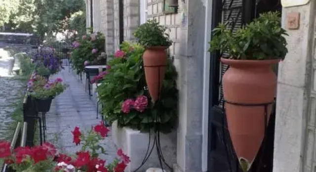 The Lost Unicorn Hotel, Rezerwuj Hotel Hotele w Pelion z parkingiem, Parking