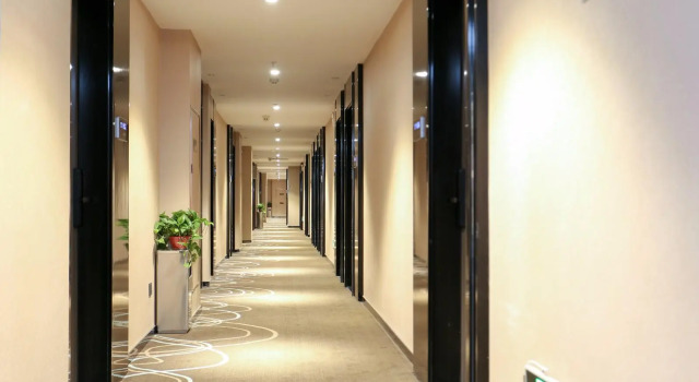 Xana Lite·Zhengzhou South 3rd Ring Zhongyuan Futa, Rezervovat Hotel Čeng-čou Henan