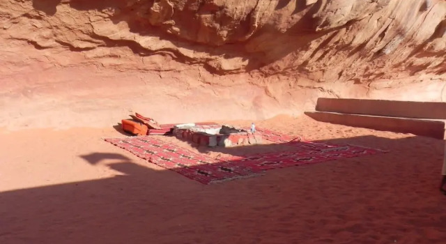 Explore Wadi rum camp, Varaa Lomakoti Wadi Rum Akaba
