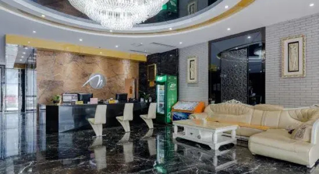 Mingyuehu Hotel (Pingguo People's Hospital Shop), Rezerwuj Hotel Hotele w Baise z parkingiem, Parking