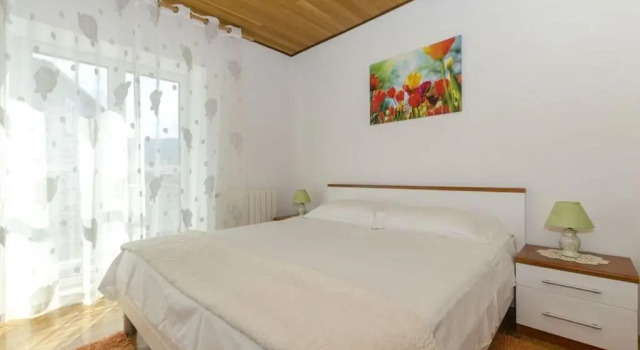 Apartment Lile - 30m from beach
