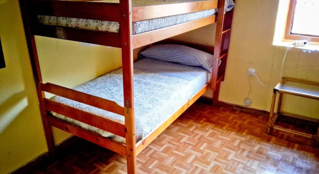 SURFtoLIVE House, Varaa Hostelli Somo 