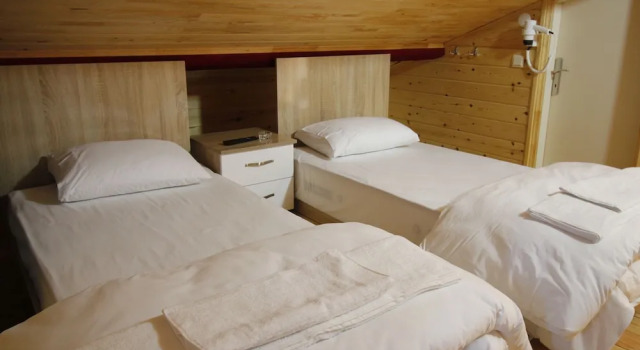 Трёхместный номер Economy с балконом Manzara Butik Otel