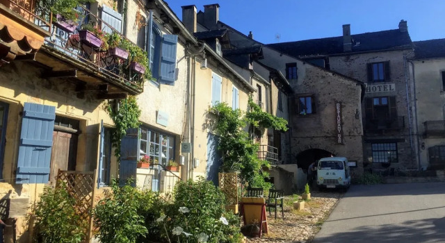 Elelta Chambres d'hôtes, Rezerwuj Hotel Najac Aveyron