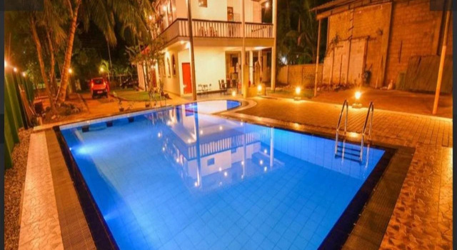 Royal Phoenix Boutique Hotel