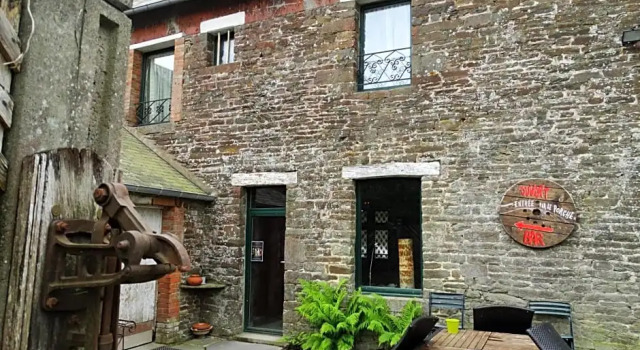 Le Relais, Book Hotel Hotels in Manche with Parking, Parking