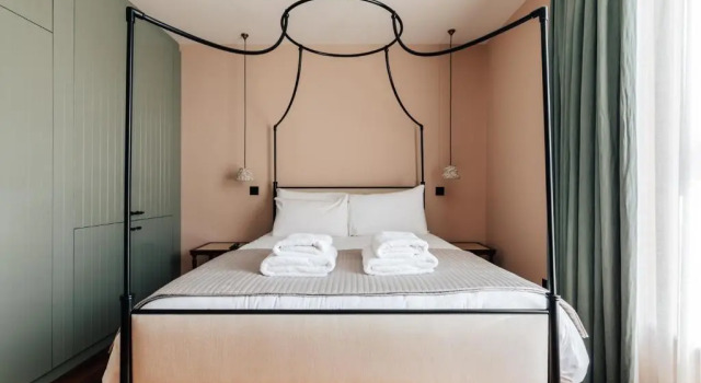 Redland Suites - Apartment 5