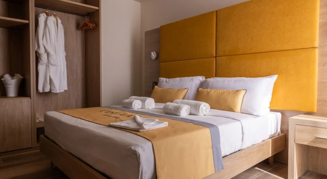 Cest La Vie Boutik Swieqi, Prenota Hotel Swieqi Malta