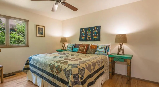 2 Bedroom - 10 Min. Walk to Plaza - Alegre, Varaa Hotelli Santa Fe New Mexico