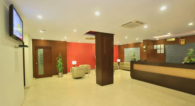 Nandhana Hometel - PHG, Rezerwuj Hotel Indiranagar 