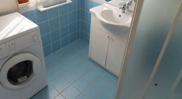 Апартаменты с 2 комнатами с балконом и с видом на город Bright Flat in a Colourful Building - Beahost