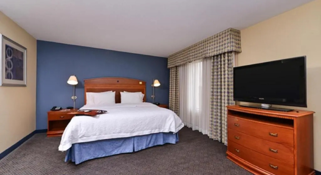 Студия Hampton Inn Evanston