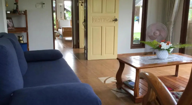 Vacation House with tropical garden and private pool, Забронировать Отель Отели Районг с парковкой, Парковка