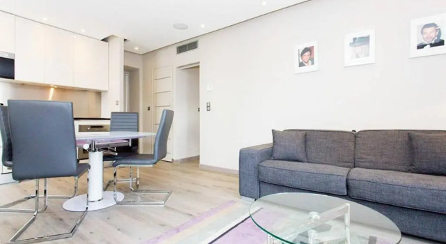 1 Bedroom in Front of the Palais!, Забронировать Апартаменты/квартира Апартаменты Канн, рядом с Galerie Alexandre Leadouze, Апартаменты/квартира
