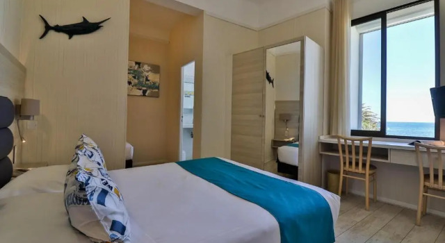 Двухместный номер Standard с видом на море Golf Hôtel