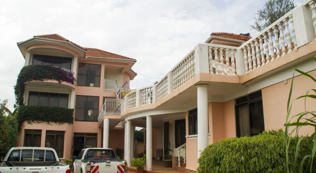 Spannet Suites, Varaa Matkakoti Hotellit Mbarara aamiaisella, Aamiainen
