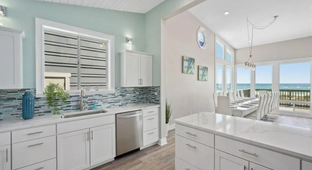 17811 Front Beach by Forehand Rentals