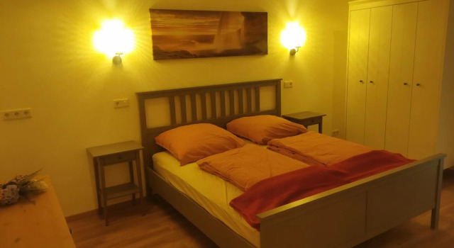 FeWo Himbeerweg, Prenota Hotel Tutzing Lago di Starnberg