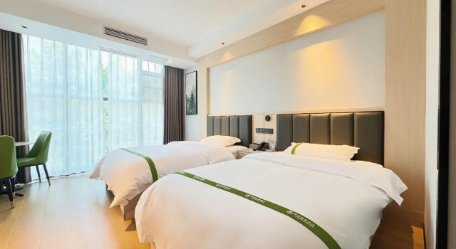 GreenTree Inn Express Hotel (Hefeinan Railway Station Gongjing College Subway Station), Prenota Hotel Hotel a Anhui con parcheggio, Parcheggio