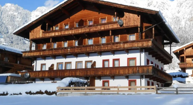 Das Alpbach Juwel, Забронировать Отель Отели Долины Альпбах с парковкой, Парковка