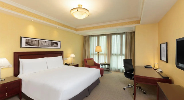 Crowne Plaza Century Park Shanghai, Varaa Hotelli Pudong Shanghai