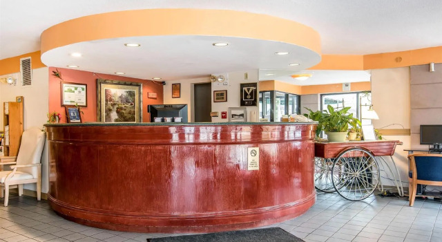 Econo Lodge Near Plymouth State University, Varaa Hotelli Hotellit New England uima-altaalla, Uima-allas