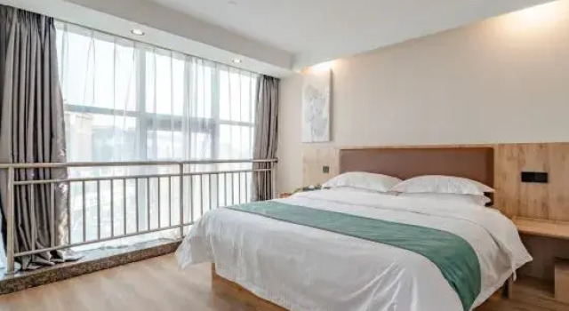 Люкс GreenTree Inn Anhui Hefei Lujiang Yulongwan Express Hotel