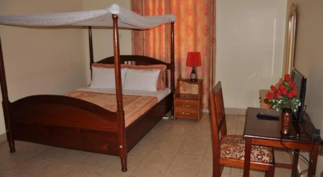Uhuru 50 Hotel, Réserver Hôtel Kasese Busongora