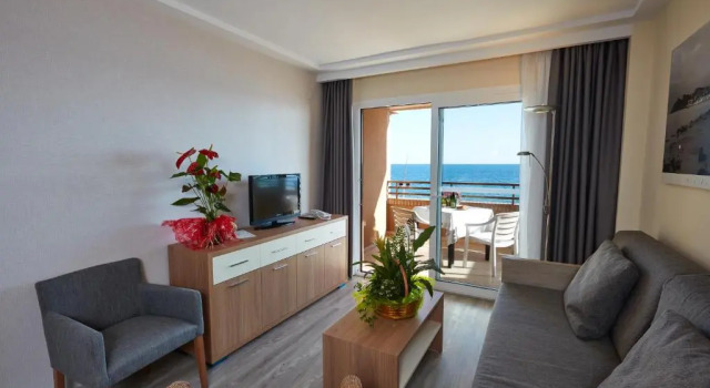 Les Dunes Suites Benidorm Apartments