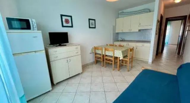 Апартаменты Cozy Flat With Balcony-beahost