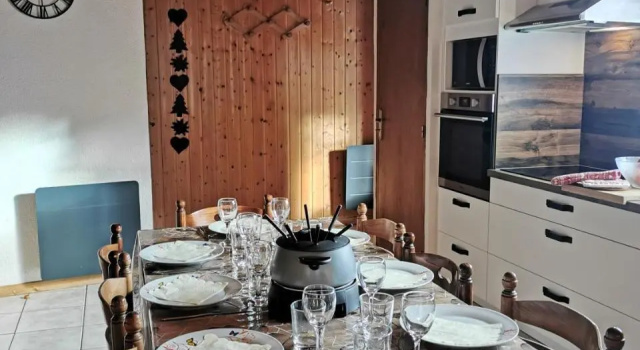 Demi-Chalet lAncolie -- Prox pistes, Забронировать Шале Коттеджи Гранда Массива, Коттедж