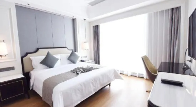 Люкс Superior Ramada Plaza by Wyndham Wenzhou