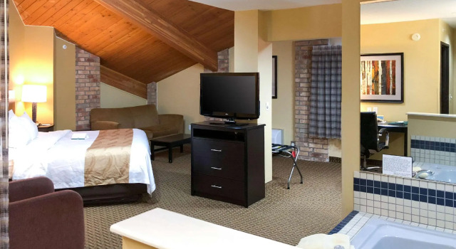 Двухместный люкс Quality Inn & Suites Sun Prairie Madison East