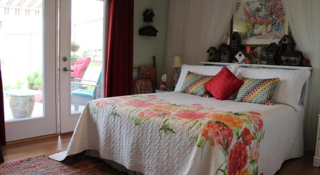 Bed and Breakfast at The Ranch, Varaa Hotelli  