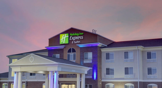 Holiday Inn Express Hotel & Suites Le Mars by IHG, Rezerwuj Hotel Le Mars Iowa