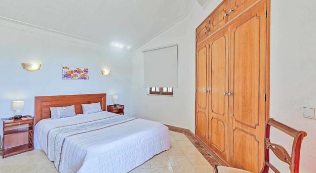 Villa Castelo by Algarve Holidays, Забронировать Вилла Отели Албуфейра 3 звезды, рядом с Пляж Эваристо, 3*